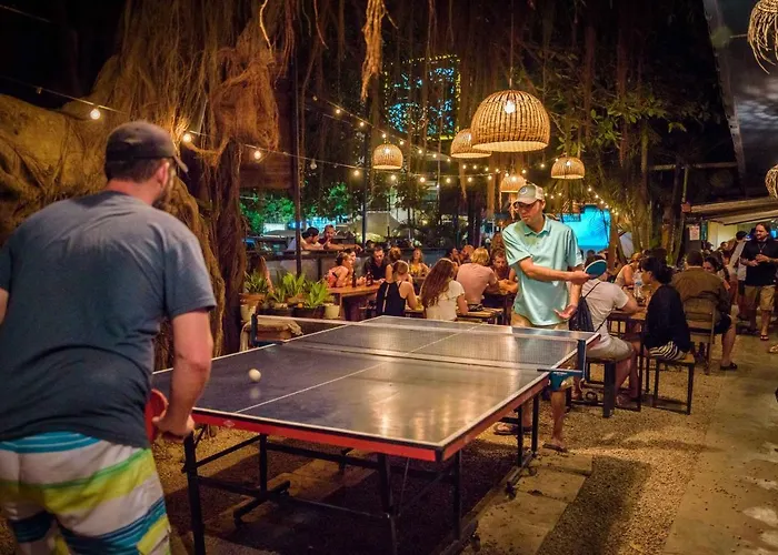 La Oveja Tamarindo Hostel & Surf Camp (Adults Only)
